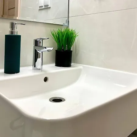 K22 Chopin Airport C Варшава